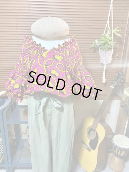 画像4: 即納★送料無料★Vシャーリング2wayトップス（５分パフスリーブ） (4)